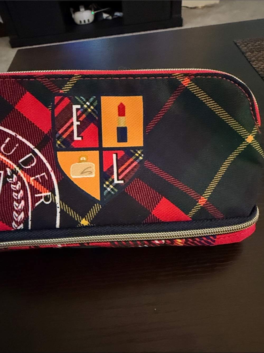 Estée Lauder limited edition Tartan plaid cosmetic bag 2 compartments - Picture 6 of 11